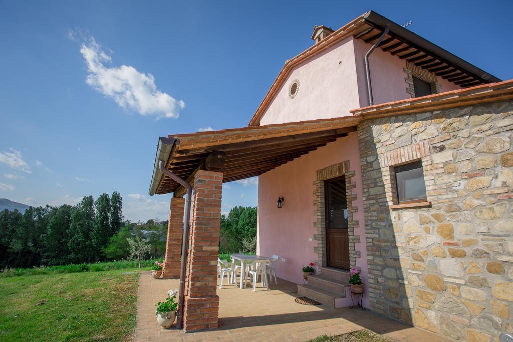 AGRITURISMO La COLLINA del SOLE Coltavolino Exterior foto